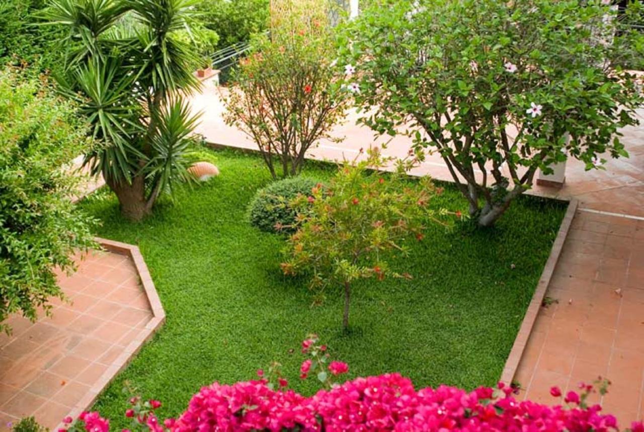 B&B Hibiscus Агрополи Екстериор снимка