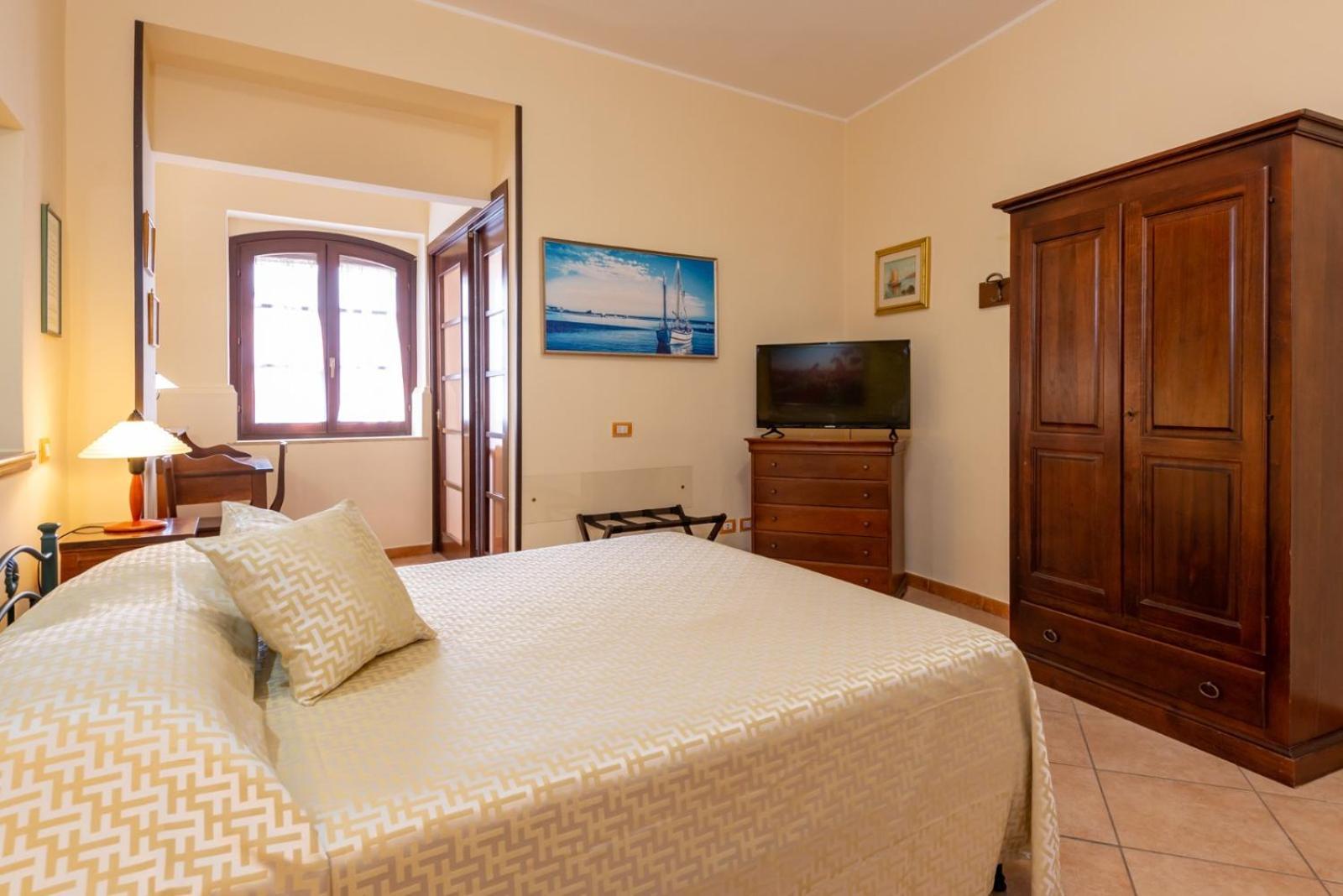 B&B Hibiscus Агрополи Екстериор снимка