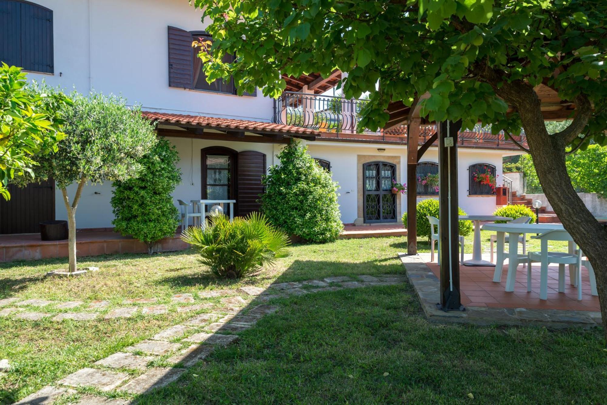 B&B Hibiscus Агрополи Екстериор снимка